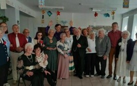 Uczestnicy Dziennego Domu Pomocy Społecznej biorący udział w spotkaniu