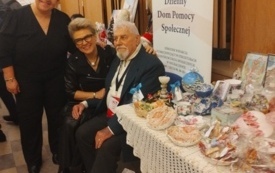 Wystawa rękodzieł Dziennego Domu