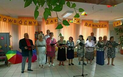 Zdjęcie do "Powr&oacute;ćmy jak za dawnych lat"