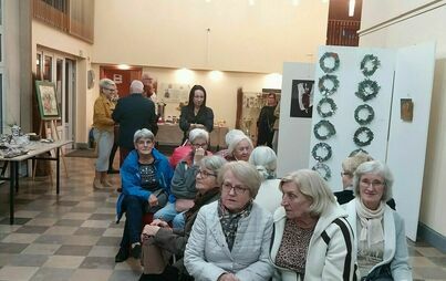 Zdjęcie do "Klub Senior+" na spotkaniu artystycznym w SCK