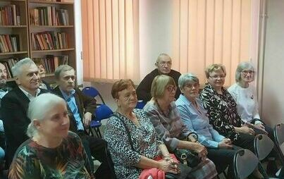 Zdjęcie do Uczestnicy Klubu Senior+ na koncercie w DDPS z okazji 11 Listopada 
