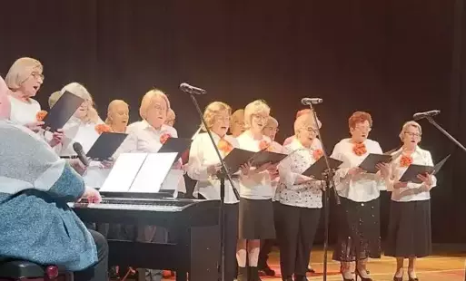 Zdjęcie do Kolędowy występ Klubu Senior+