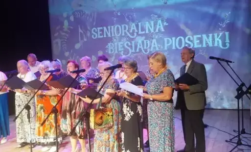 Zdjęcie do Seniorzy na scenie w SCK - Senioralna Biesiada Piosenki 