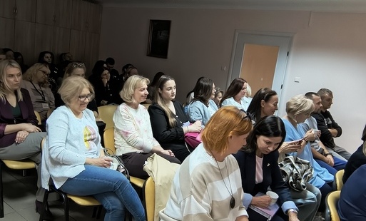 Uczestnicy szkolenia w siedzibie CUS